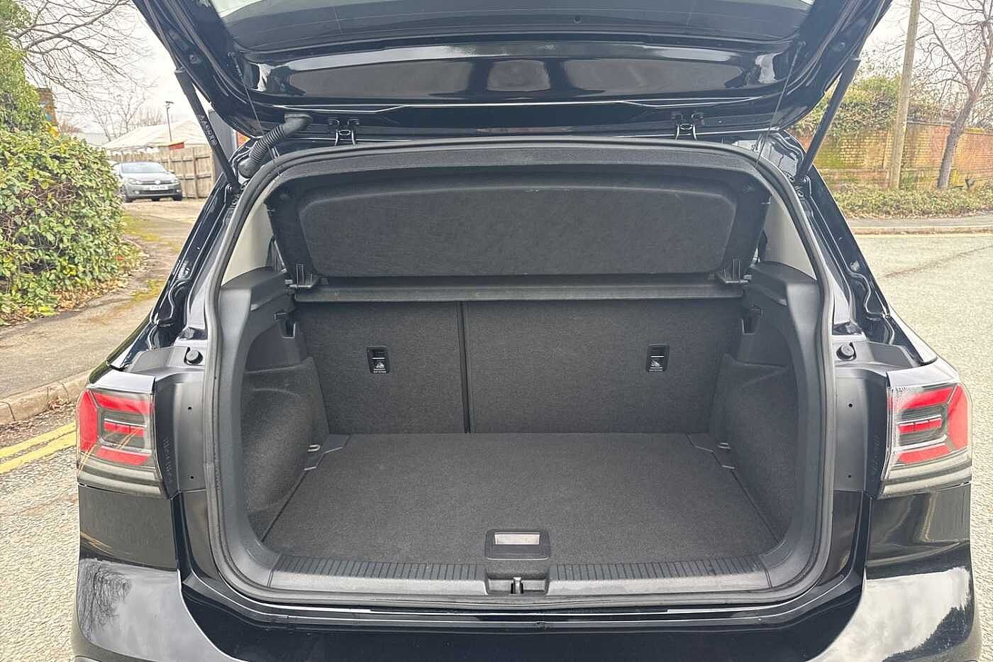 Used Volkswagen T-Cross 2024 for sale - 77659950: Photo 11