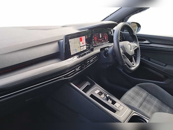 Used Volkswagen Golf 2021 for sale - 77231556: Photo