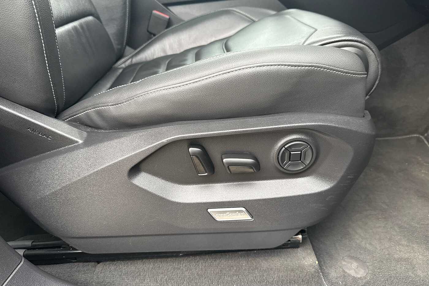 Used Volkswagen Touareg 2018 for sale - 76458573: Photo 16