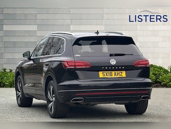 Used Volkswagen Touareg 2018 for sale - 76458573: Photo