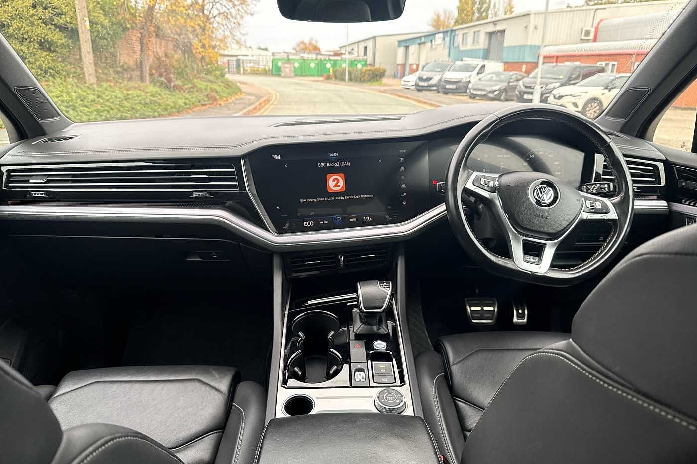 Used Volkswagen Touareg 2018 for sale - 76458573: Photo 8