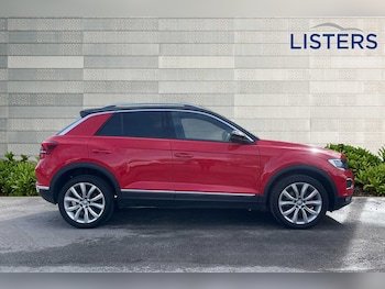 Used Volkswagen T-Roc 2020 for sale - 76716832: Photo