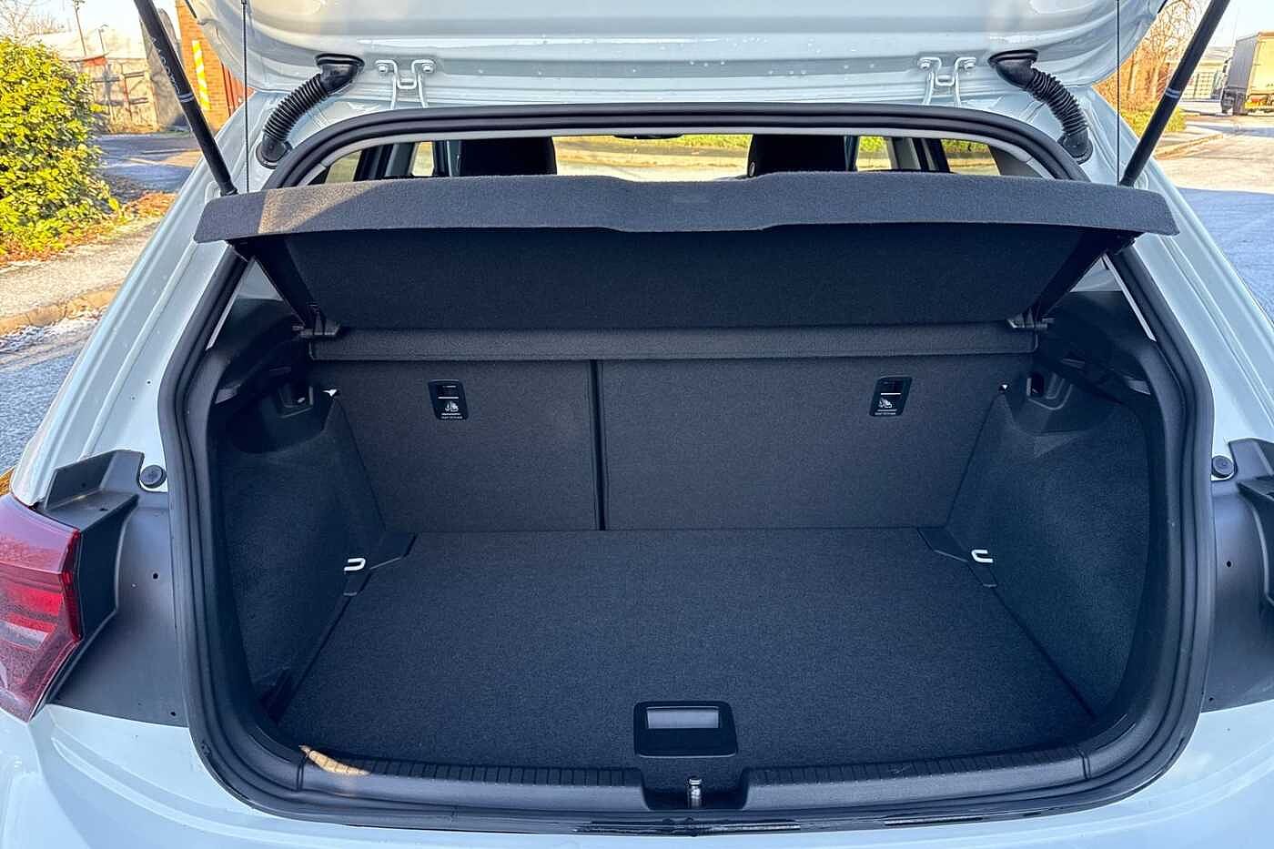 Used Volkswagen Polo 2023 for sale - 77124684: Photo 11