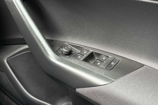 Used Volkswagen Polo 2023 for sale - 76111150: Photo 20