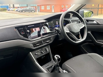 Used Volkswagen Polo 2023 for sale - 76111150: Photo 2