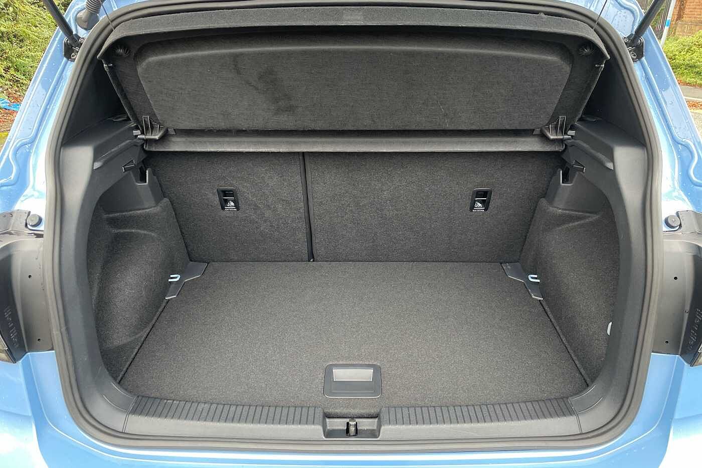 Used Volkswagen T-Cross 2025 for sale - 76359749: Photo 12