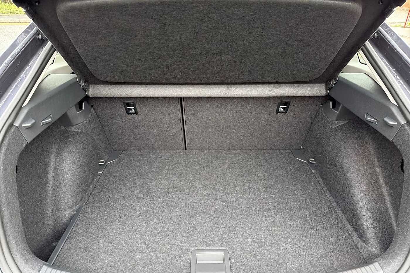 Used Volkswagen Taigo 2025 for sale - 77176796: Photo 11