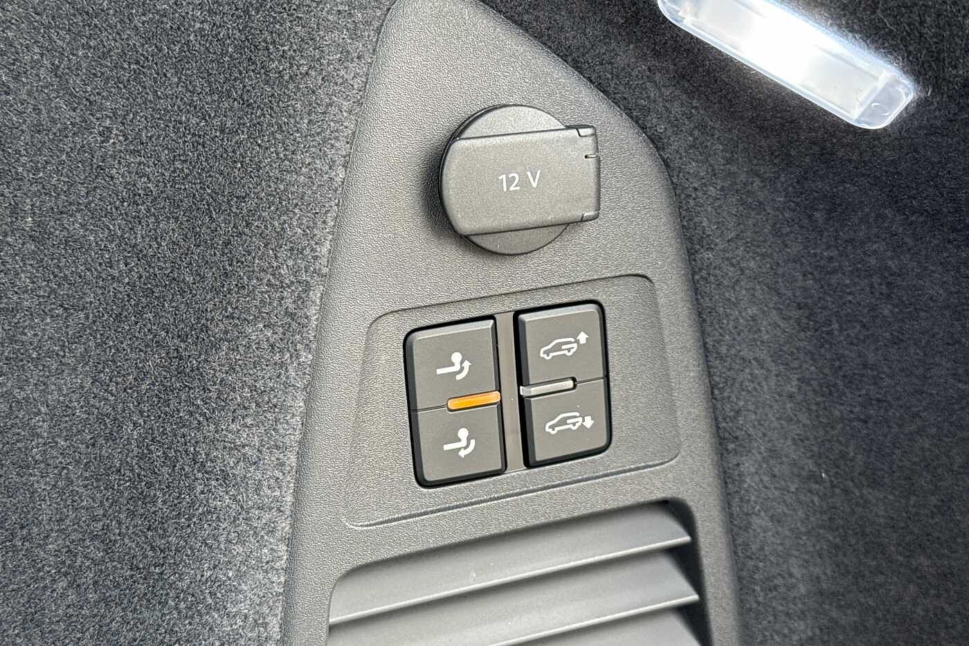 Used Volkswagen Touareg 2025 for sale - 76110528: Photo 13