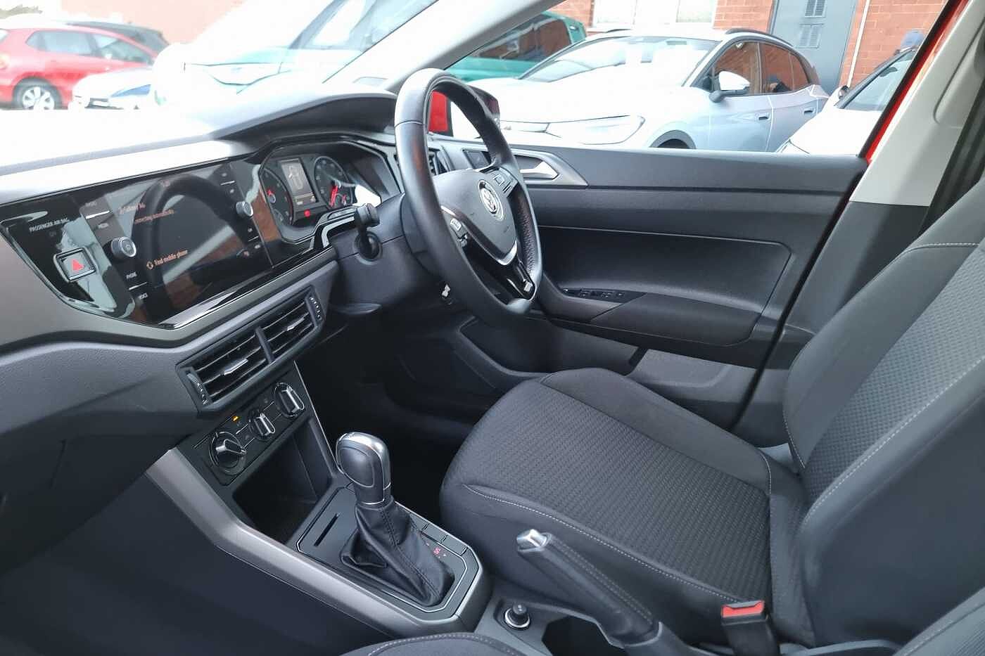 Used Volkswagen Polo 2019 for sale - 76670990: Photo 2