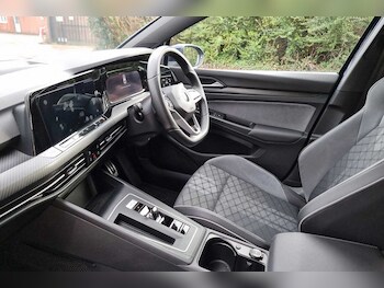 Used Volkswagen Golf 2021 for sale - 76670977: Photo