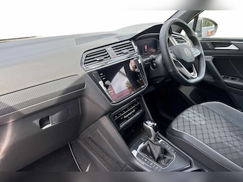 Used Volkswagen Tiguan 2023 for sale - 78901897: Photo