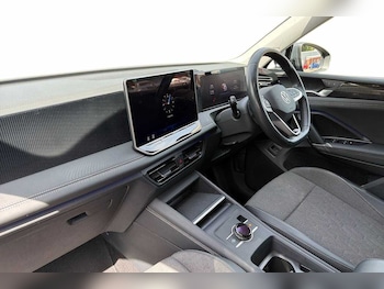 Used Volkswagen Tiguan 2024 for sale - 79318331: Photo