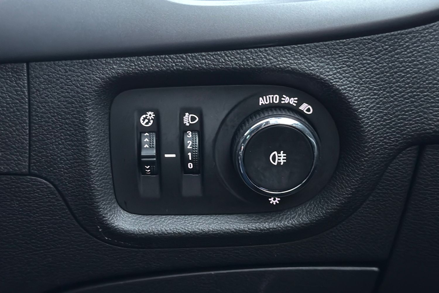 Used Vauxhall Astra 2018 for sale - 77176557: Photo 16