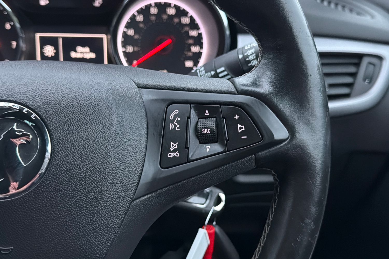 Used Vauxhall Astra 2018 for sale - 77176557: Photo 18