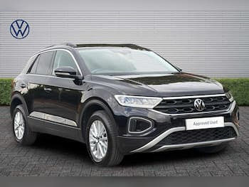Used Volkswagen T-Roc 2022 for sale - 79647079: Photo