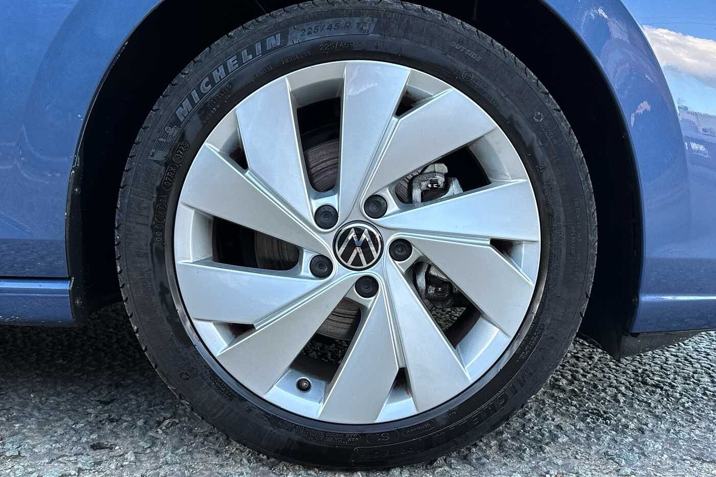 Used Volkswagen Golf 2024 for sale - 77176731: Photo 5