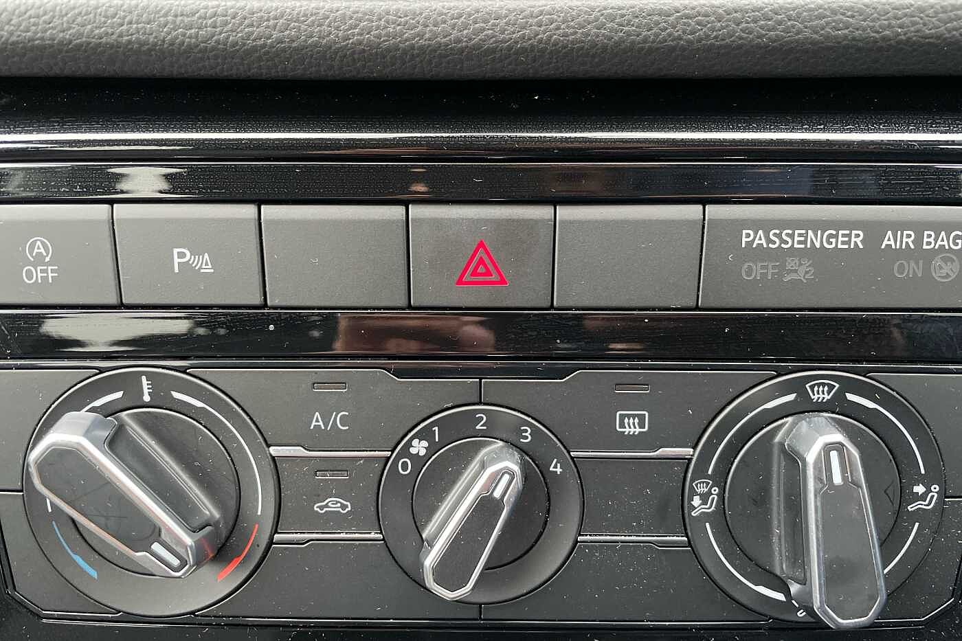 Used Volkswagen T-Cross 2024 for sale - 77176721: Photo 18