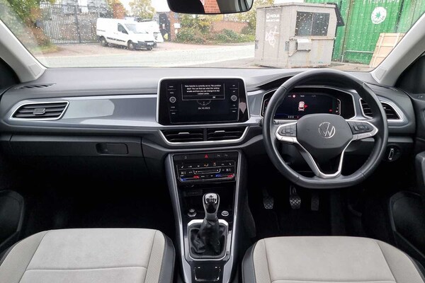 Used Volkswagen T-Roc 2022 for sale - 76139769: Photo 8
