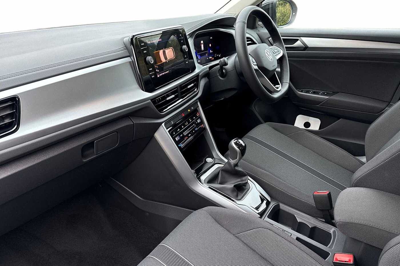 Used Volkswagen T-Roc 2025 for sale - 77176809: Photo 2