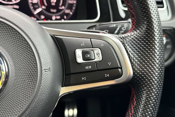Used Volkswagen Golf 2019 for sale - 76327779: Photo 17
