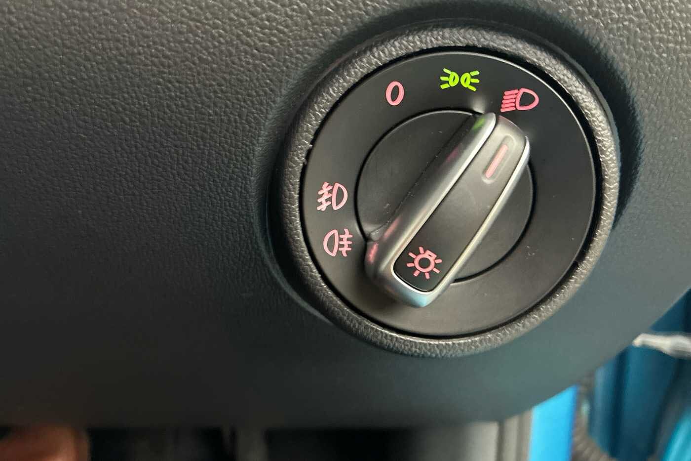 Used Volkswagen up! 2018 for sale - 76670982: Photo 17