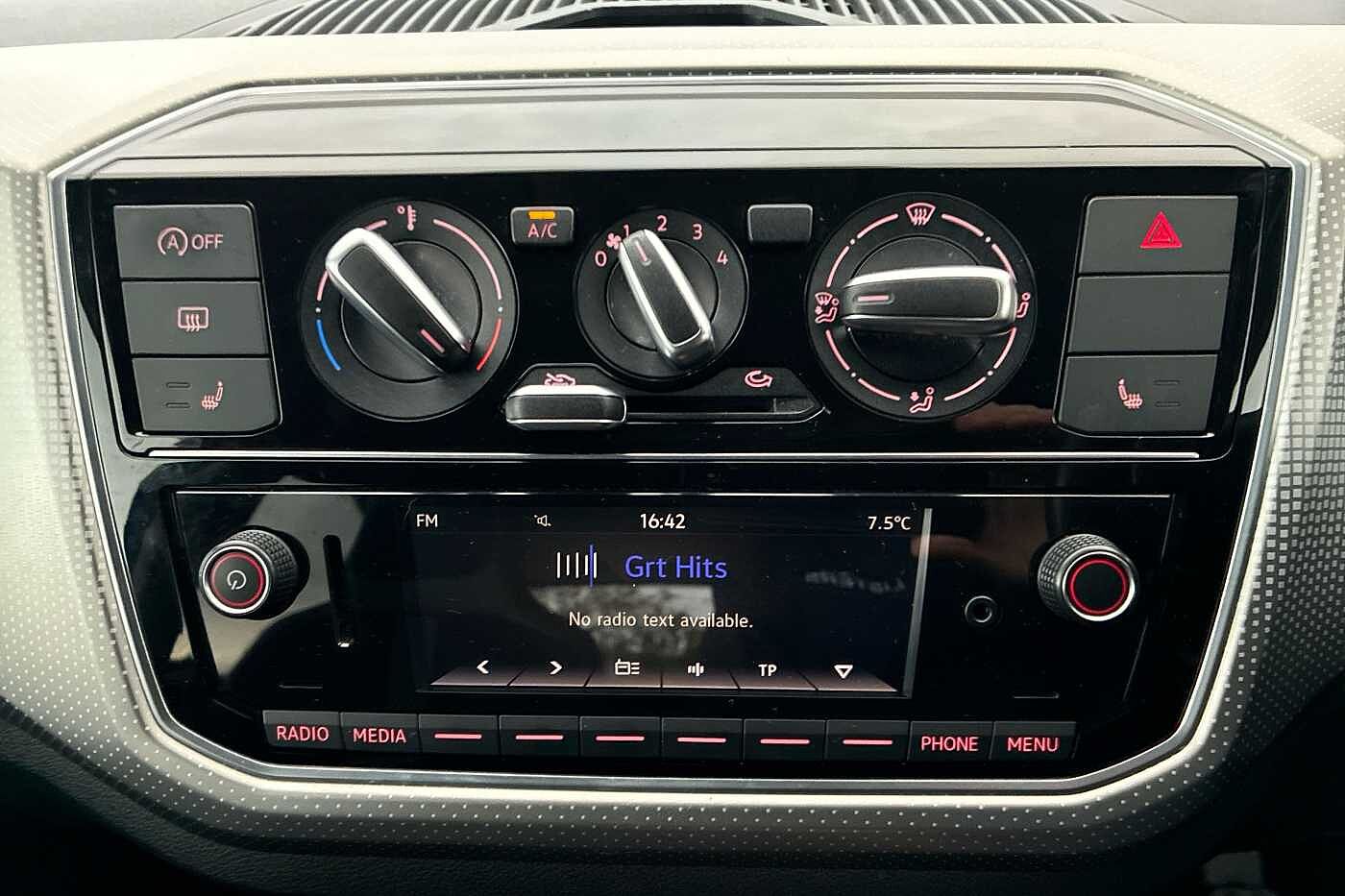 Used Volkswagen up! 2018 for sale - 76670982: Photo 9