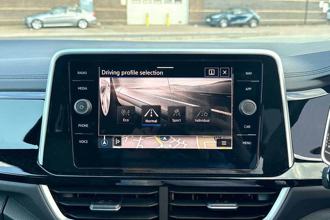 Used Volkswagen T-Roc 2025 for sale - 77177704: Photo 17