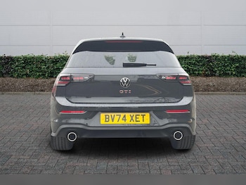 Used Volkswagen Golf 2024 for sale - 77388485: Photo