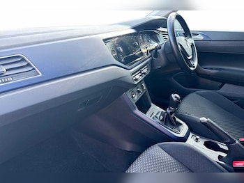 Used Volkswagen Polo 2021 for sale - 77725230: Photo