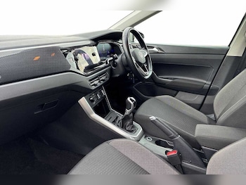 Used Volkswagen Polo 2023 for sale - 77177281: Photo