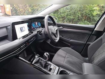 Used Volkswagen Golf 2022 for sale - 76434267: Photo