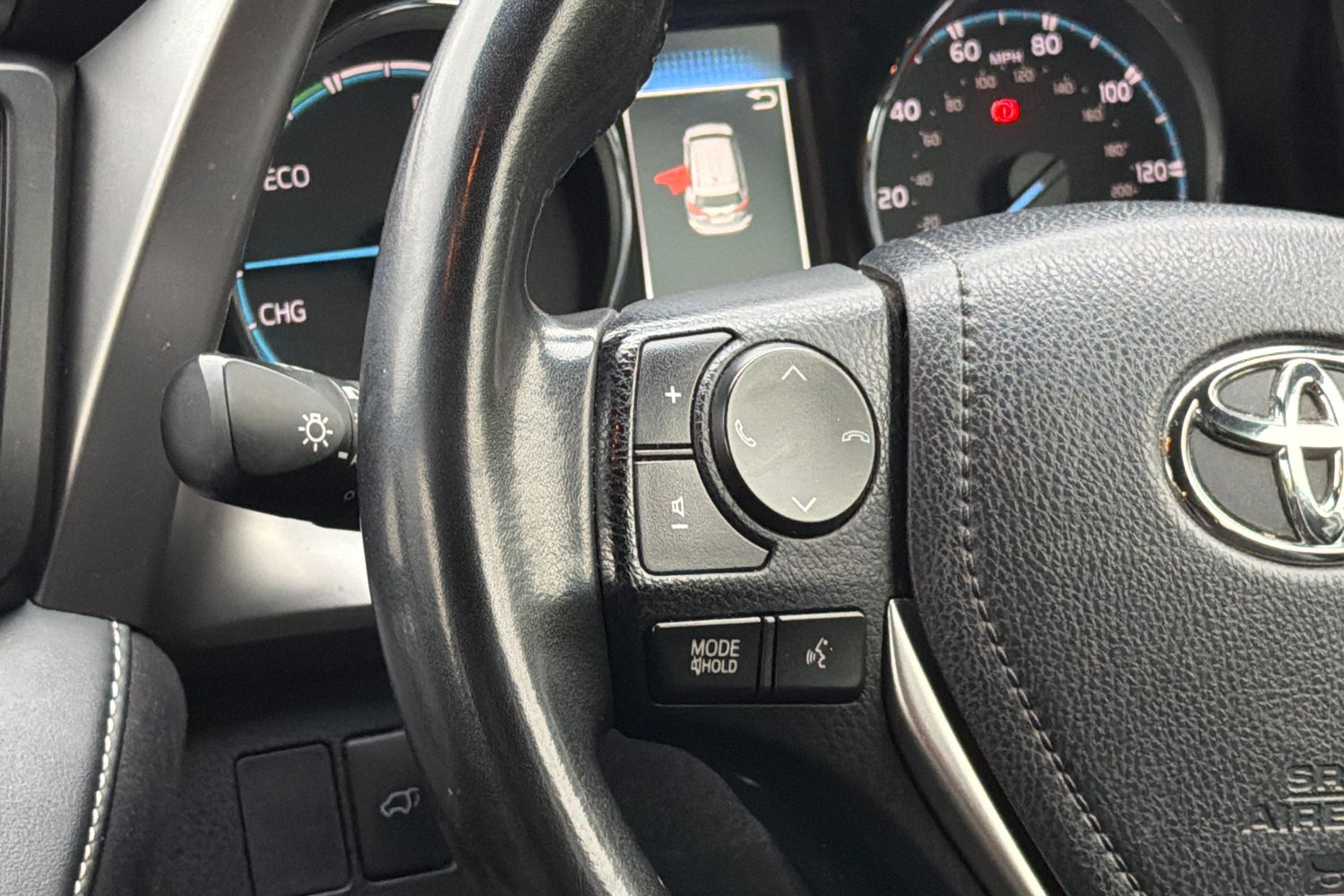 Used Toyota RAV4 2017 for sale - 76888232: Photo 19