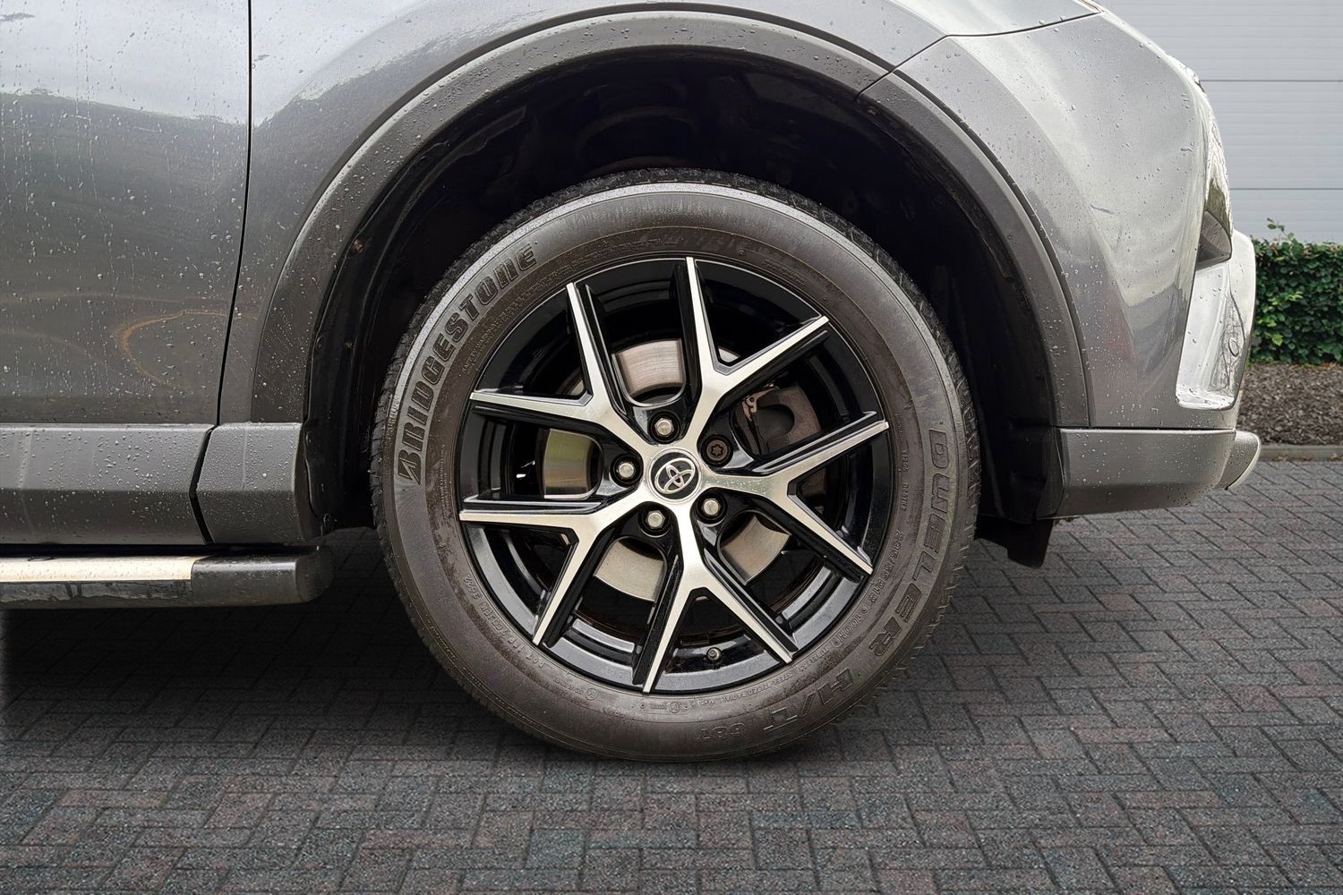 Used Toyota RAV4 2017 for sale - 76888232: Photo 6