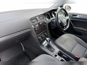 Used Volkswagen Golf 2019 for sale - 79578156: Photo
