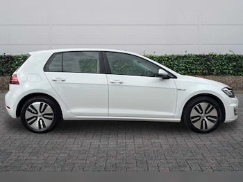 Used Volkswagen Golf 2019 for sale - 79578156: Photo