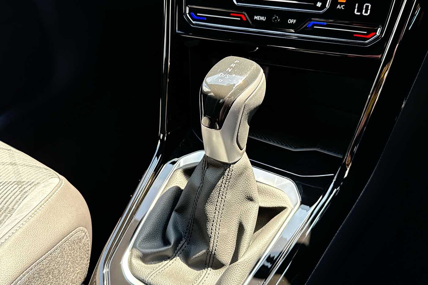 Used Volkswagen T-Roc 2025 for sale - 77177532: Photo 10