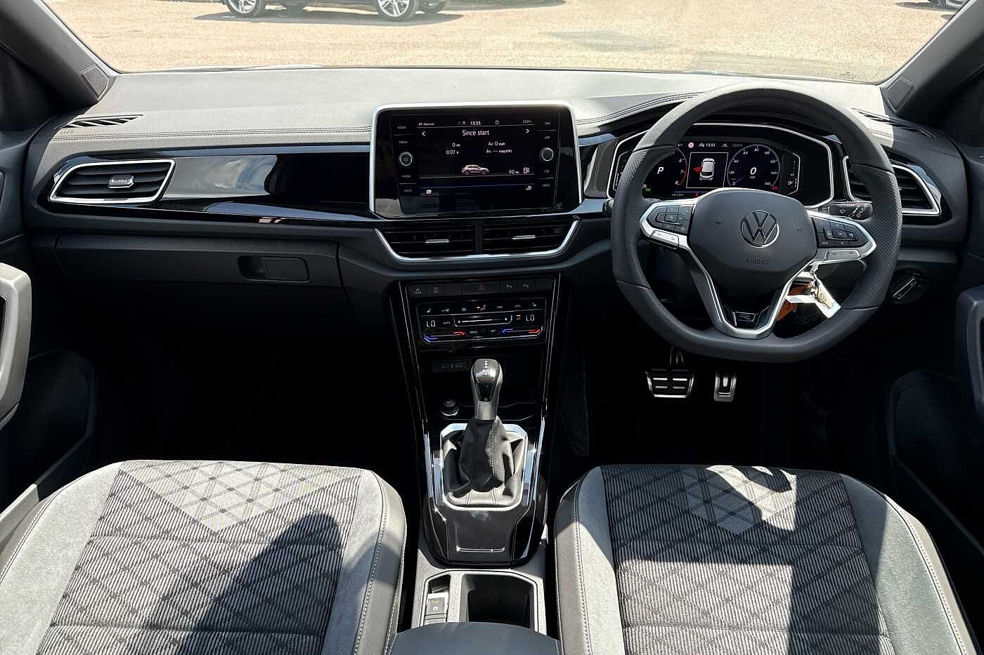 Used Volkswagen T-Roc 2025 for sale - 77177532: Photo 8