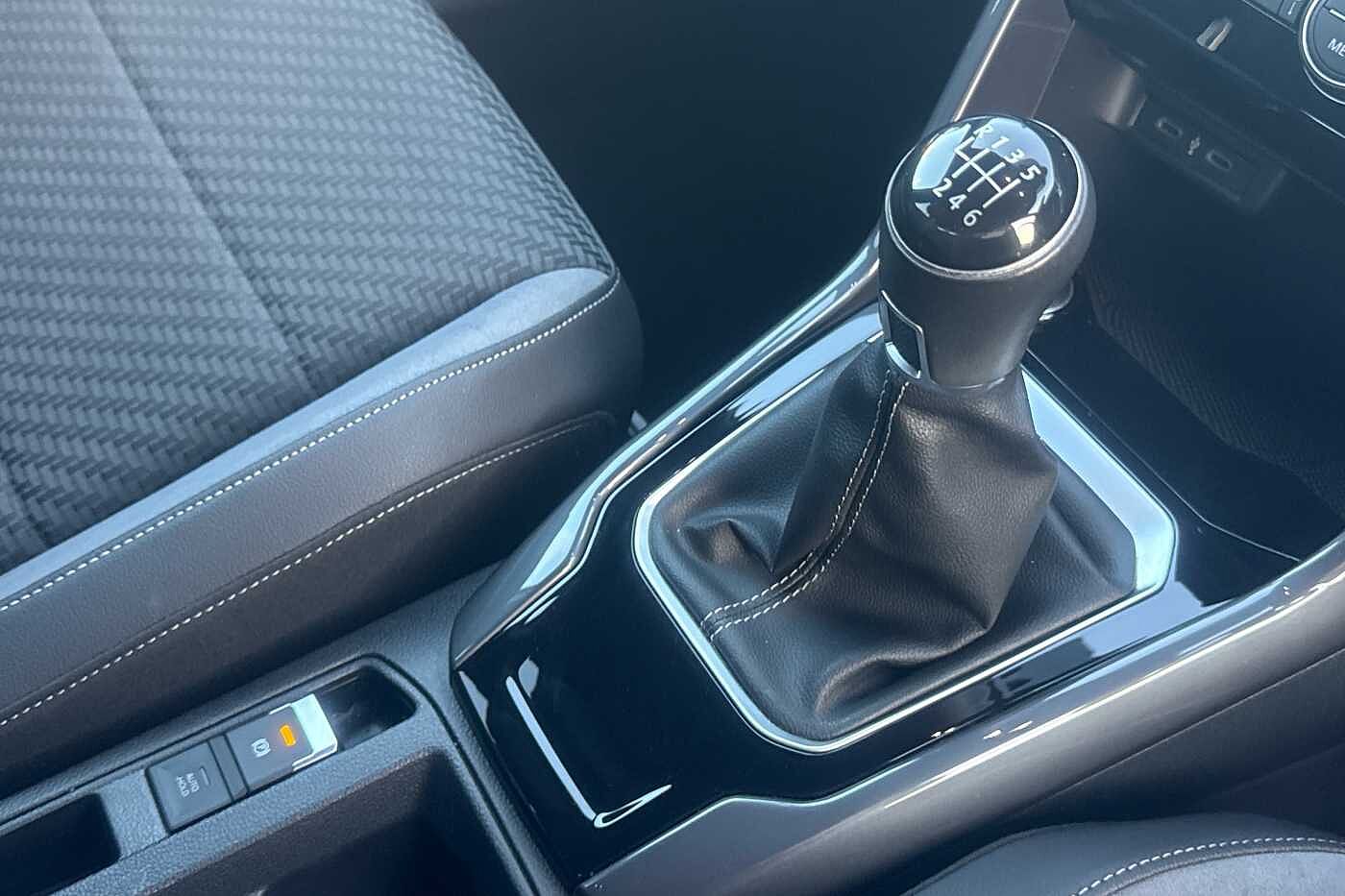 Used Volkswagen T-Roc 2021 for sale - 76350503: Photo 10