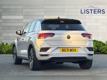 Used Volkswagen T-Roc 2021 for sale - 76350503: Photo