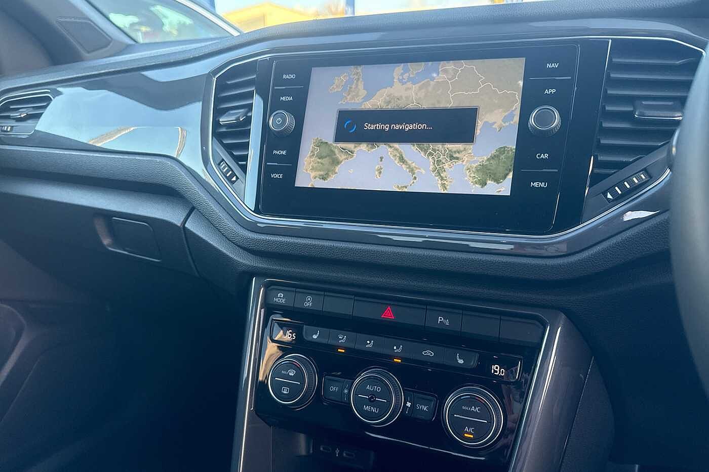 Used Volkswagen T-Roc 2021 for sale - 76350503: Photo 9