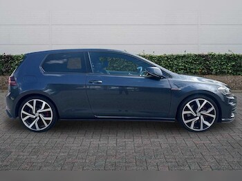 Used Volkswagen Golf 2017 for sale - 78476043: Photo