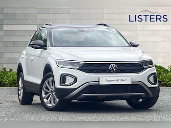 Used Volkswagen T-Roc 2023 for sale - 75842615: Photo