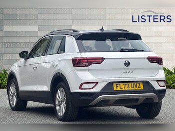 Used Volkswagen T-Roc 2023 for sale - 75842615: Photo