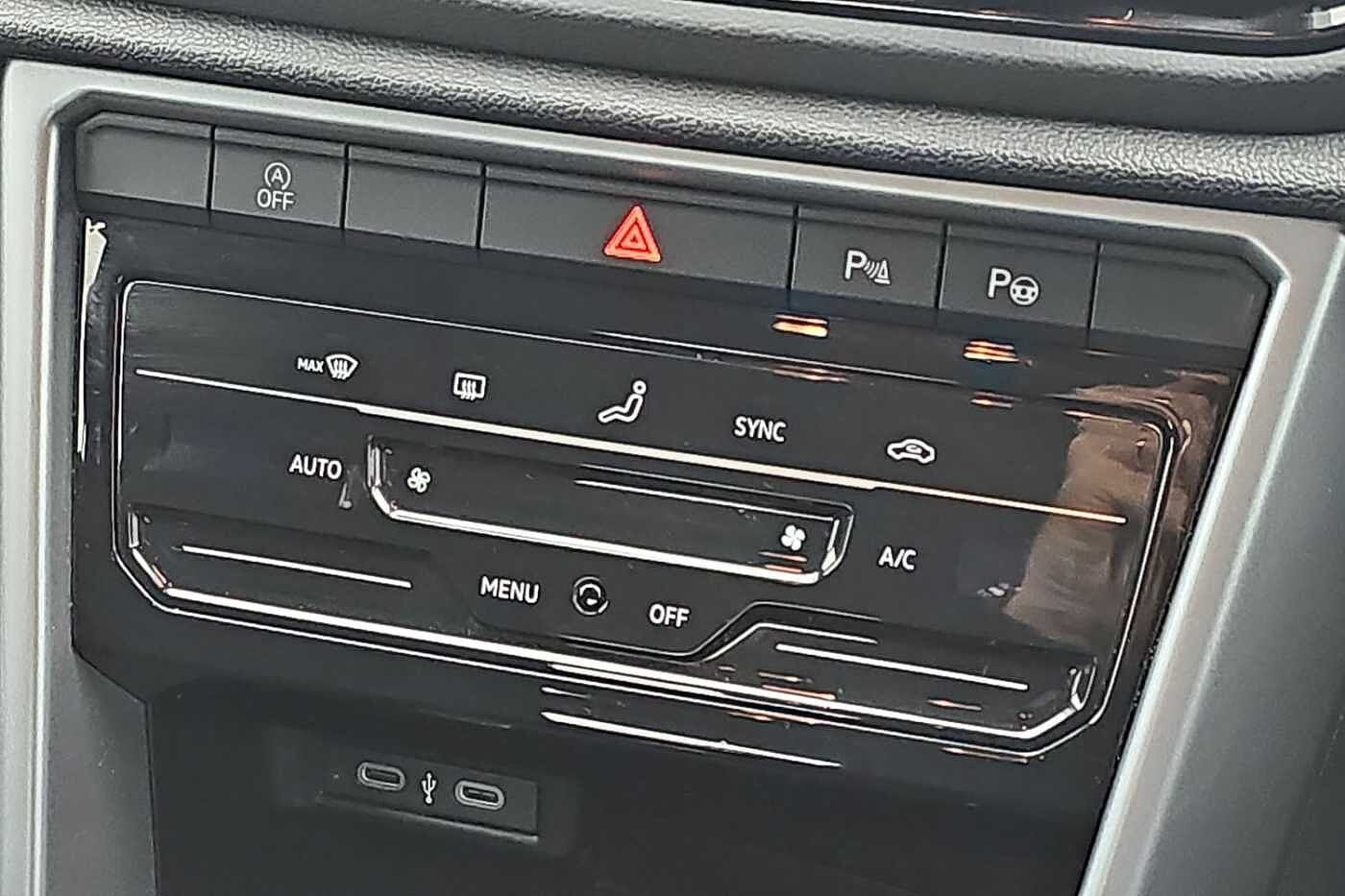 Used Volkswagen T-Roc 2023 for sale - 77231560: Photo 13