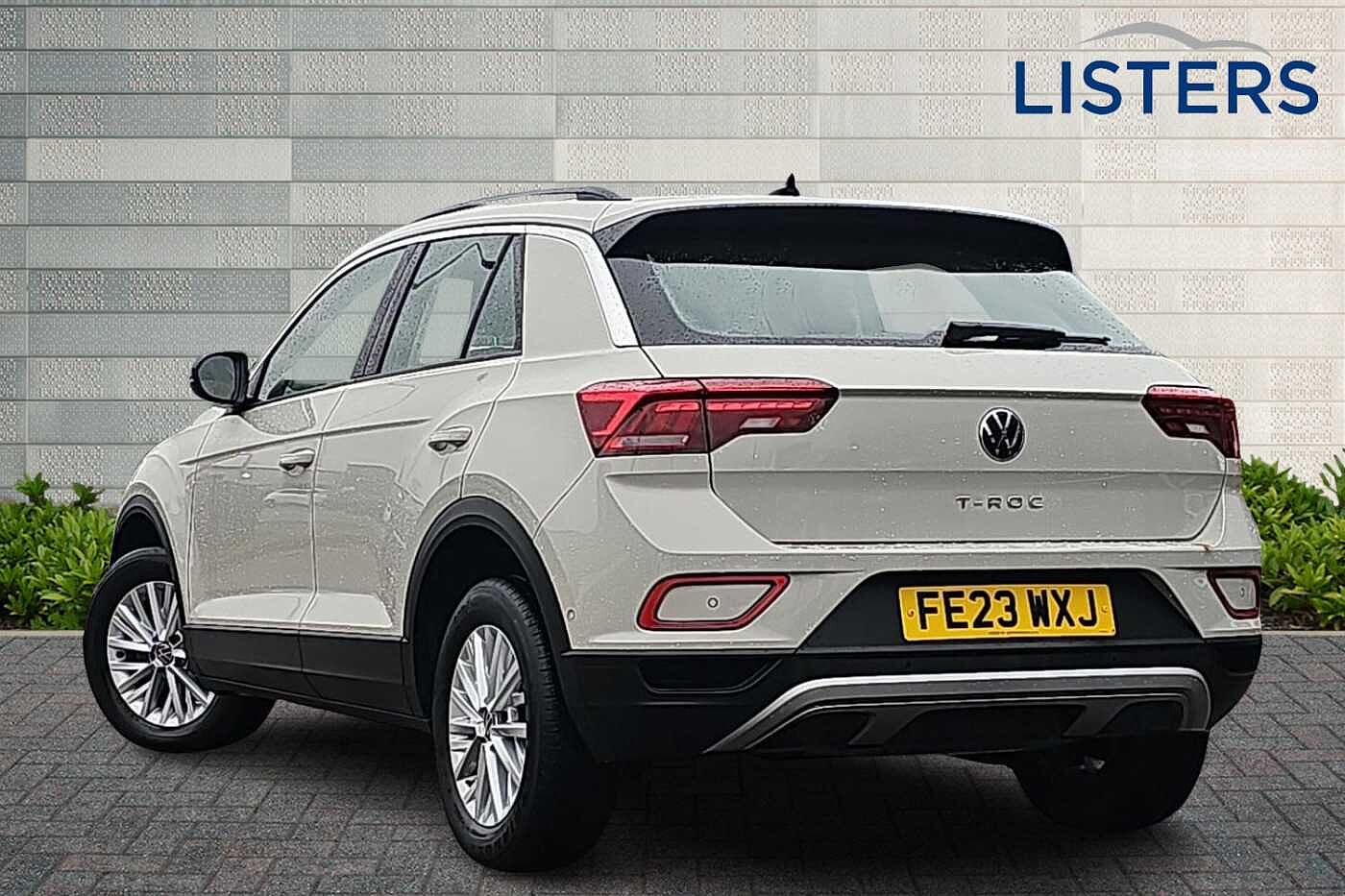 Used Volkswagen T-Roc 2023 for sale - 77231560: Photo 3