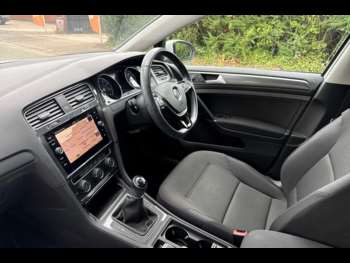 Used Volkswagen Golf 2019 for sale - 75234189: Photo
