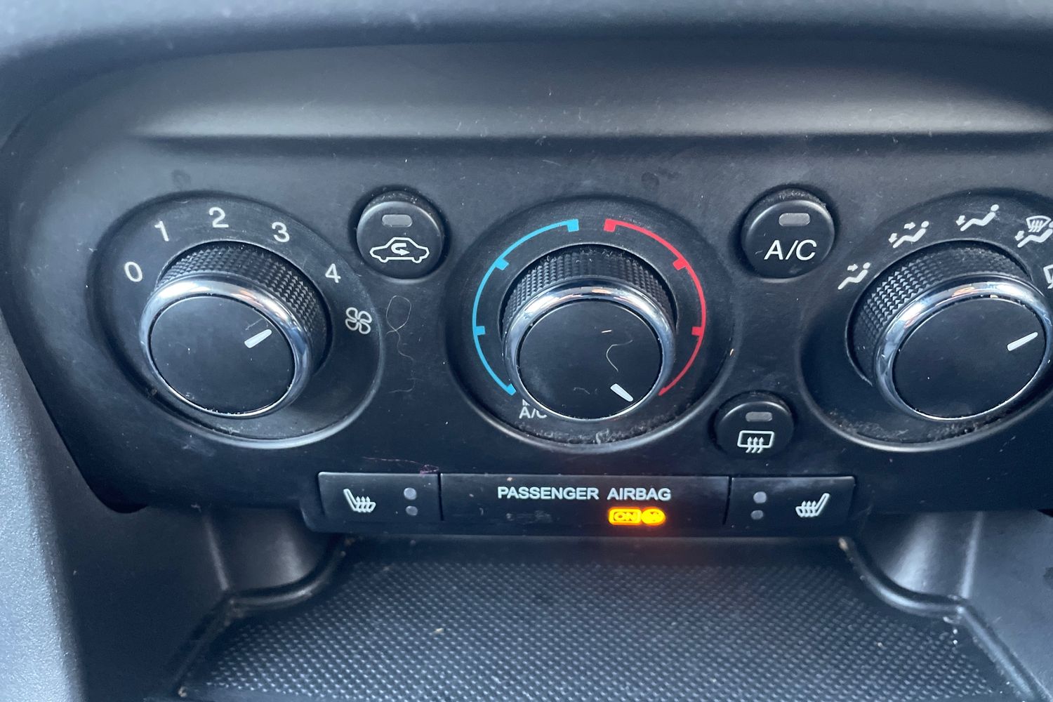 Used Ford Ka+ 2017 for sale - 77176919: Photo 14