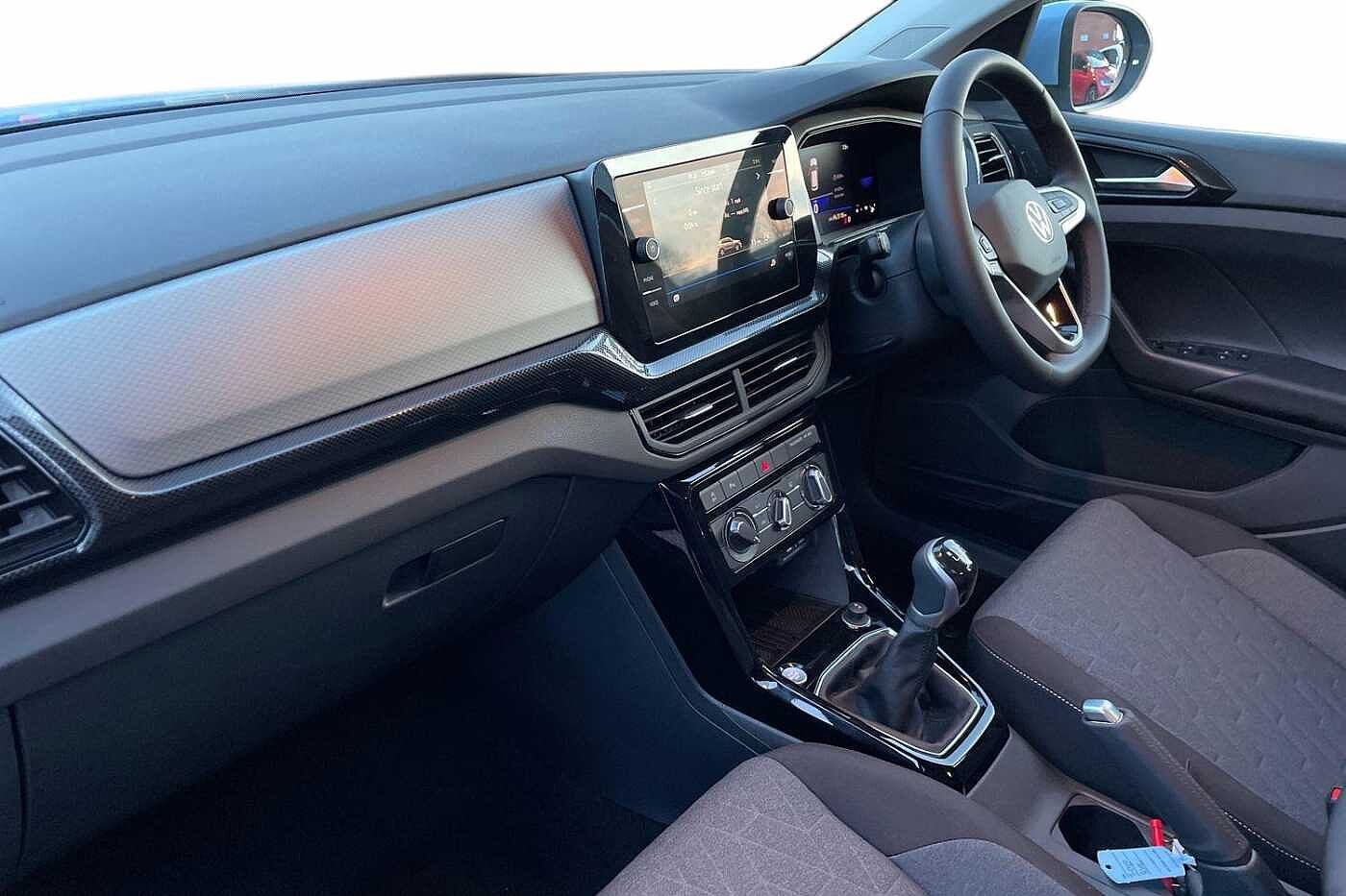 Used Volkswagen T-Cross 2025 for sale - 77498087: Photo 2