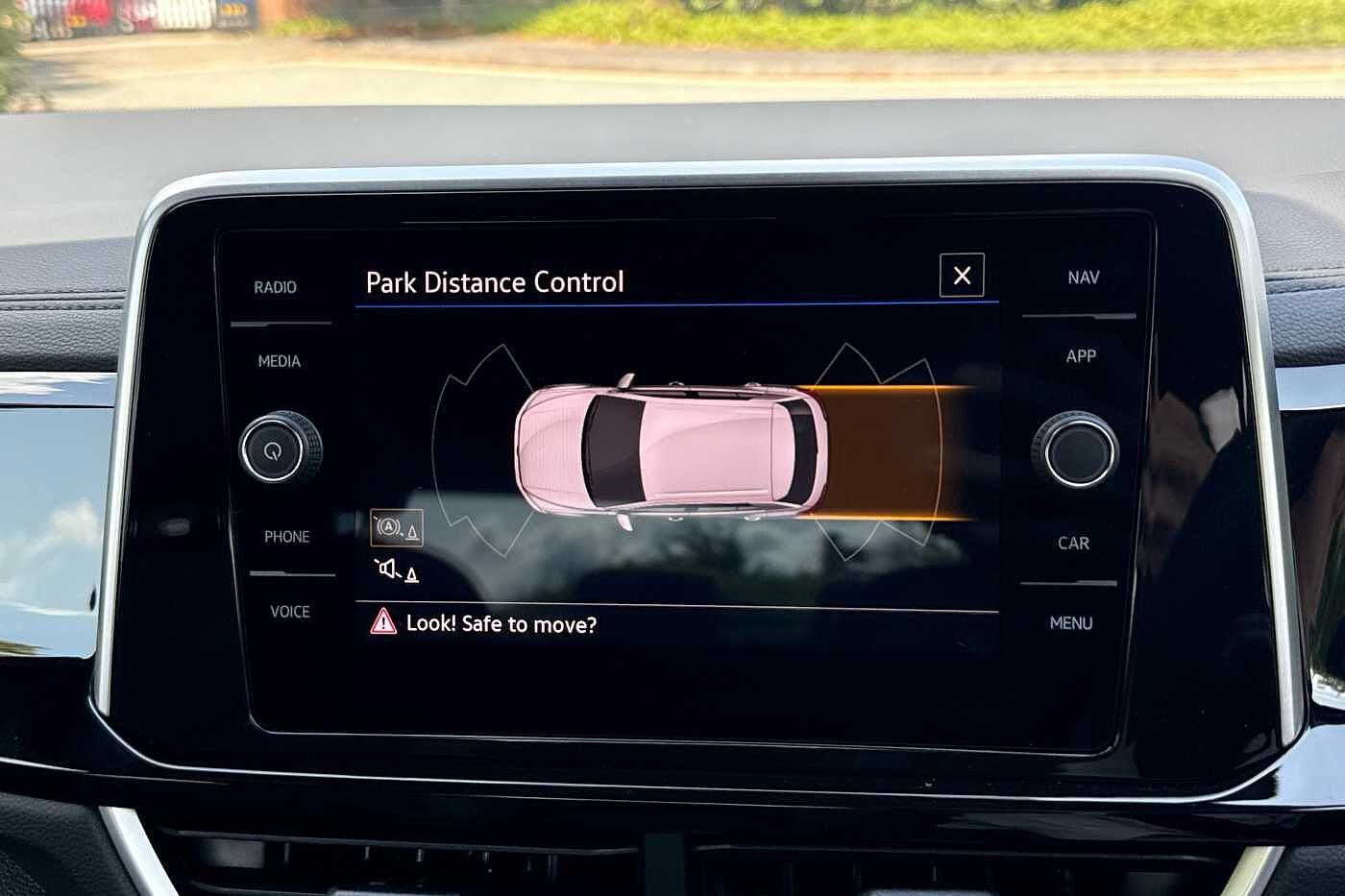 Used Volkswagen T-Roc 2025 for sale - 77177540: Photo 17