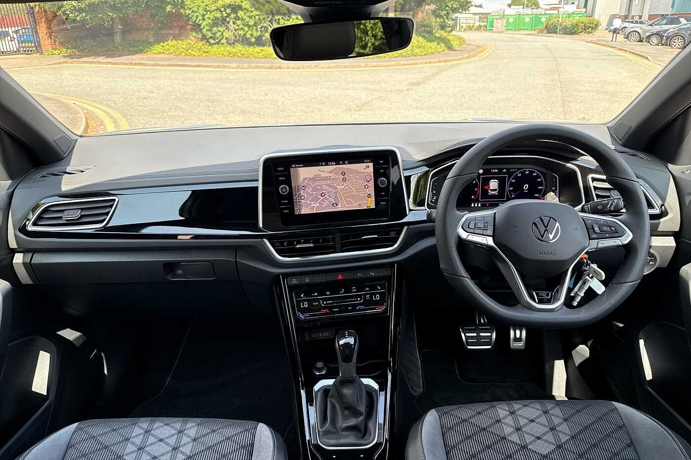 Used Volkswagen T-Roc 2025 for sale - 77177540: Photo 8